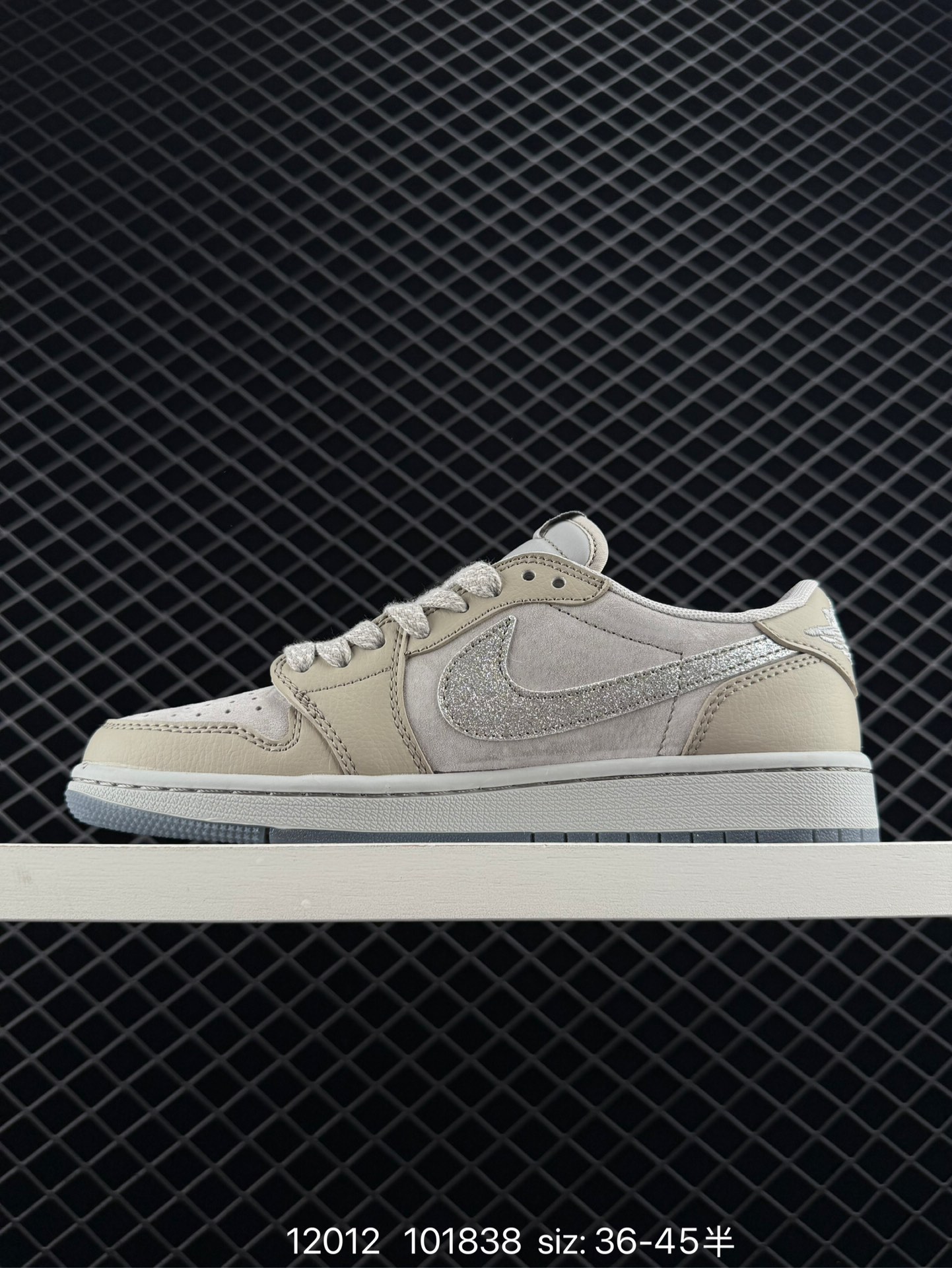 Travis Scott x Air Jordan 1 ” Reverse Mocha “